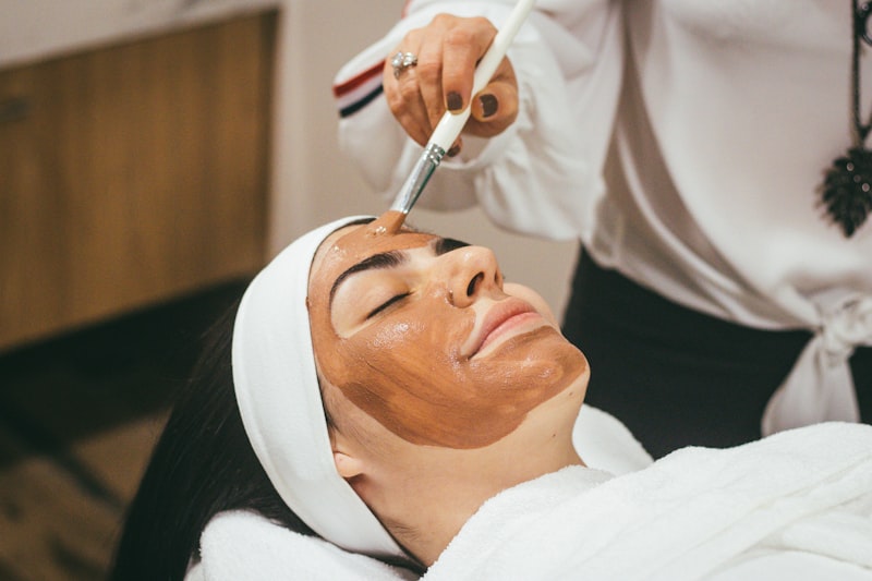 Micro-Light Facial